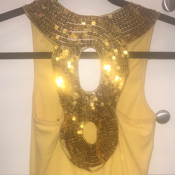 Sky gold tank top with sequin keyhole back - Picture 1 of 5